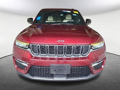 Used 2023 Jeep Grand Cherokee Limited AWD/4WD image 2