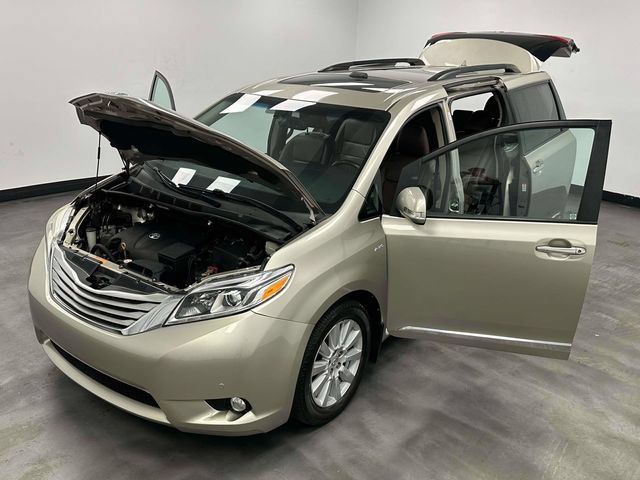 Used 2017 Toyota Sienna Limited Premium w/ Protection Package AWD/4WD image 10