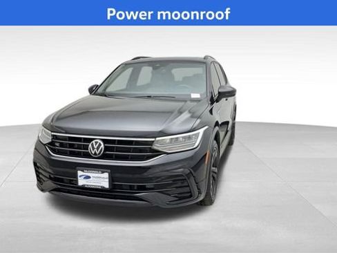 Used 2023 Volkswagen Tiguan SE R-Line image 8