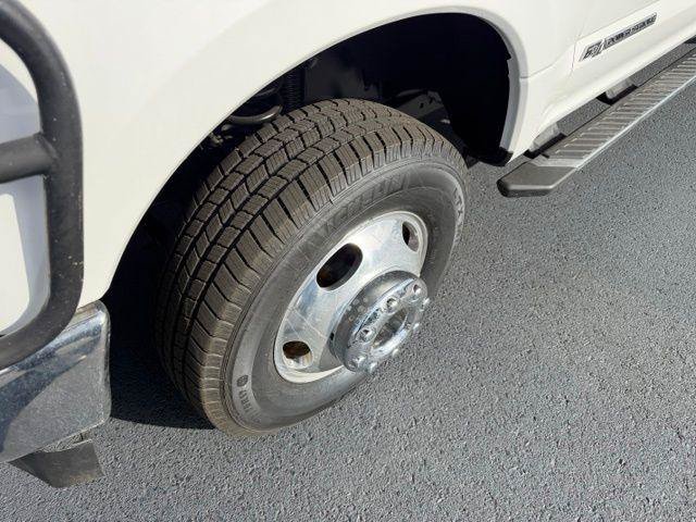 Used 2017 Ford F350 XLT w/ XLT Value Package AWD/4WD image 16