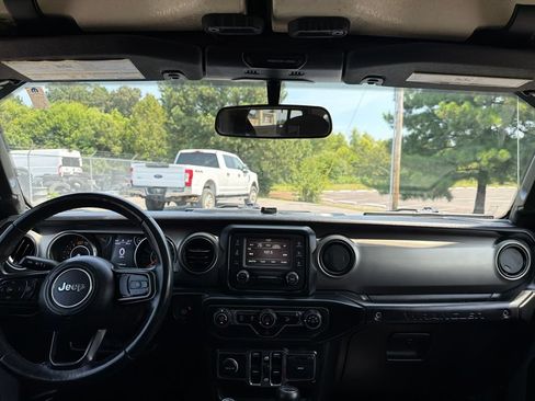 Used 2019 Jeep Wrangler Unlimited Sport S AWD/4WD image 20