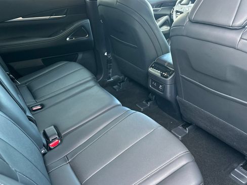 Certified 2025 INFINITI QX60 Sensory AWD/4WD image 18