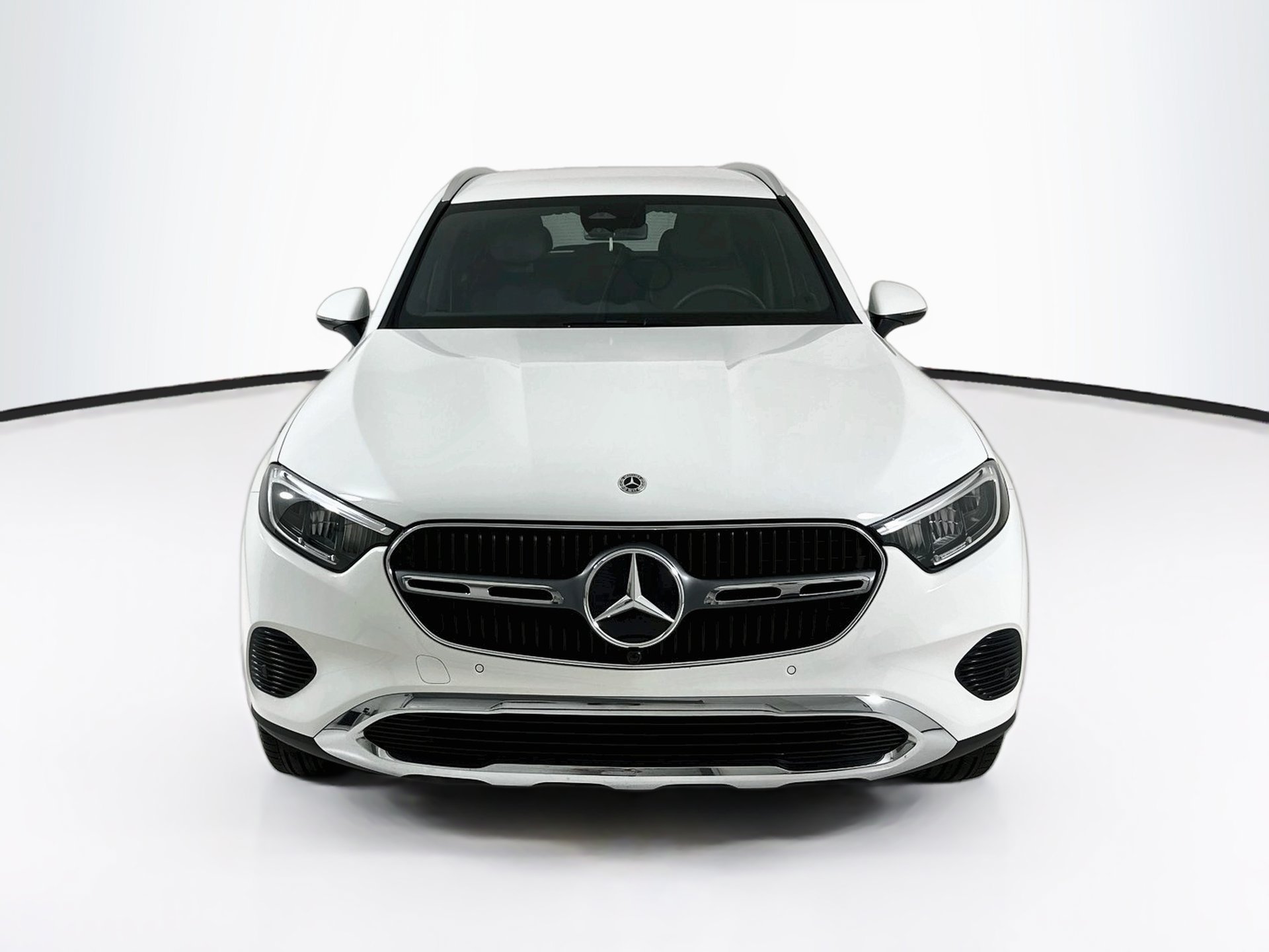 Certified 2026 Mercedes-Benz GLC 300 image 2