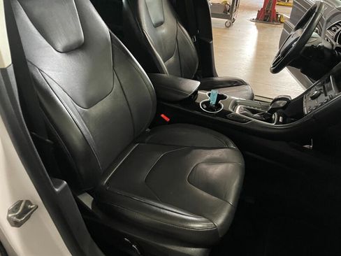 Used 2016 Ford Fusion Titanium FWD image 14