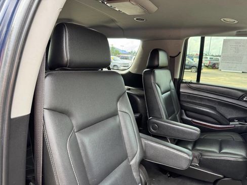 Used 2020 GMC Yukon XL SLT image 52