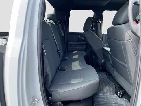 Used 2022 RAM 1500 Warlock AWD/4WD image 26