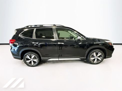 Used 2019 Subaru Forester Touring w/ Popular Package #3 AWD/4WD image 4