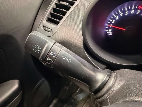 Used 2013 Kia Soul FWD image 19