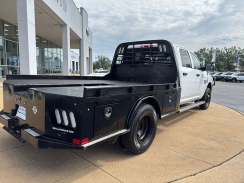 Used 2018 RAM 3500 Tradesman w/ Chrome Appearance Group AWD/4WD image 7