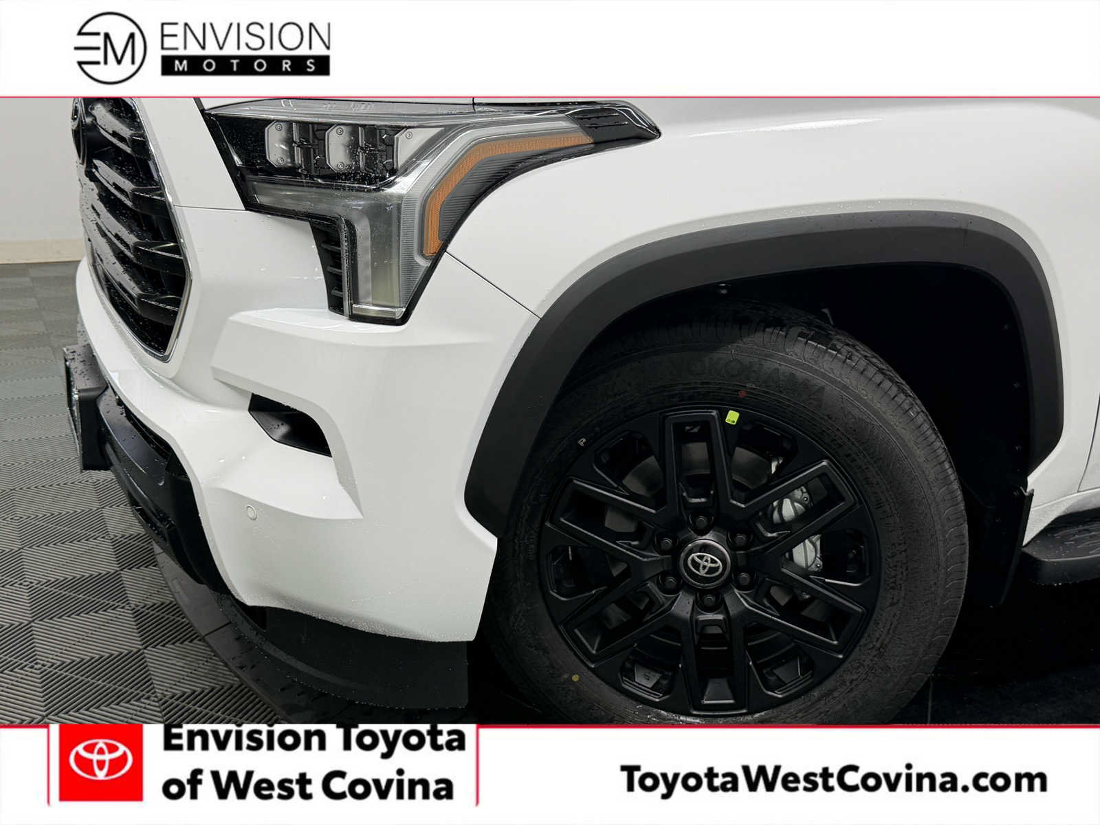 New 2026 Toyota Sequoia Limited w/ Tow Technology Package AWD/4WD image 4