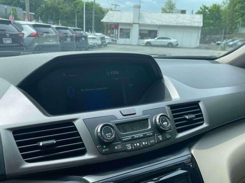 Used 2017 Honda Odyssey EX image 29