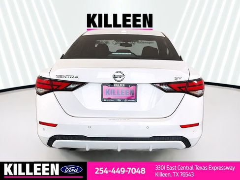 Used 2022 Nissan Sentra SV w/ SV Premium Package image 6