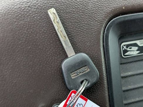 Used 2017 GMC Sierra 2500 Denali w/ Duramax Plus Package image 29