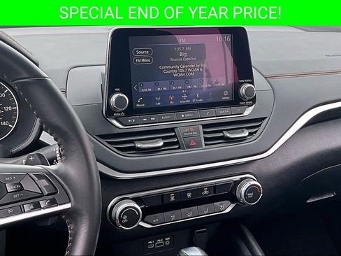 Used 2022 Nissan Altima 2.5 SR image 9