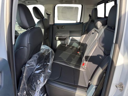 New 2026 Ford Maverick Lobo AWD/4WD image 16