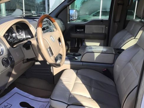 Used 2007 Lincoln Mark LT 4x4 image 23