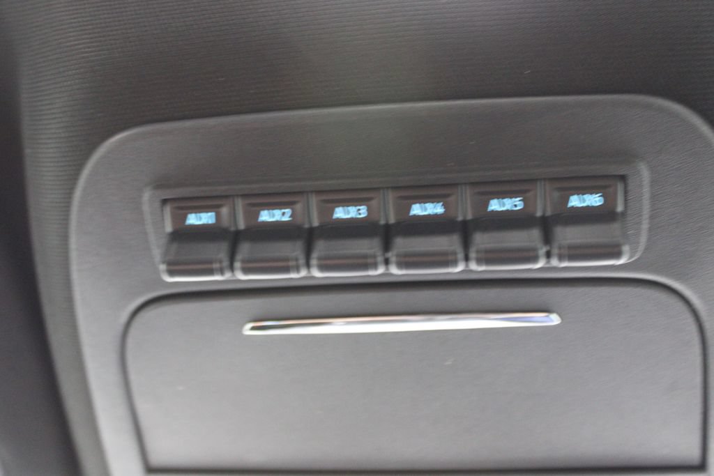 Used 2025 Ford F150 Raptor AWD/4WD image 56