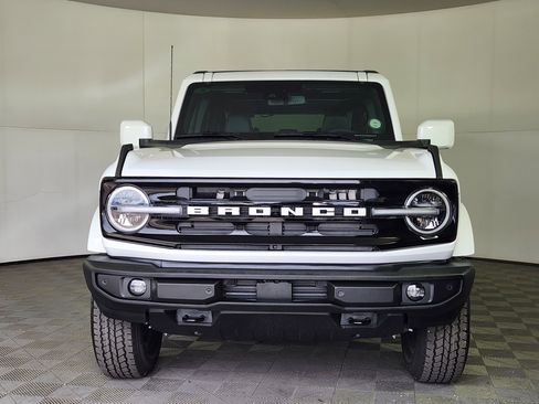New 2026 Ford Bronco Outer Banks image 2
