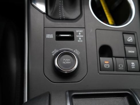 Used 2023 Toyota Highlander XSE image 53