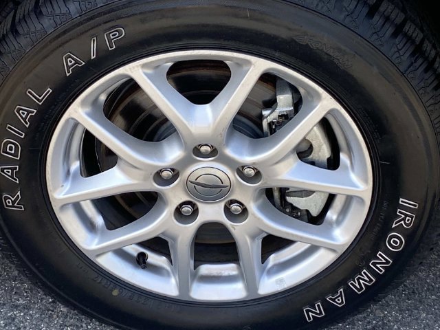 Used 2023 Chrysler Voyager LX FWD image 29