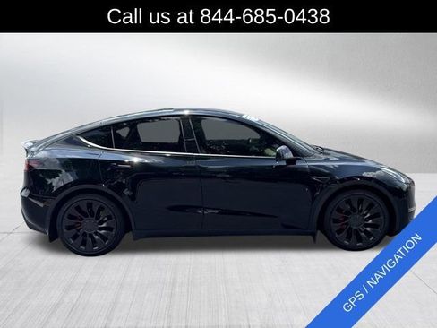 Used 2022 Tesla Model Y Performance AWD/4WD image 4