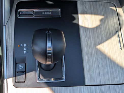 Used 2024 MAZDA CX-90 3.3 Turbo w/ Premium Package image 28