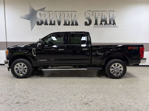 Used 2017 Ford F250 Lariat w/ Lariat Ultimate Package AWD/4WD image 1