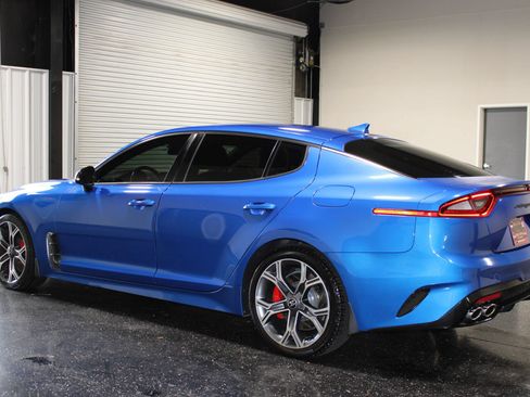 Used 2021 Kia Stinger GT AWD/4WD image 5