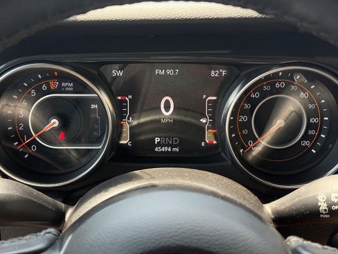 Used 2021 Jeep Wrangler Unlimited Sport AWD/4WD image 25