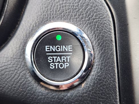 Used 2017 Ford Fusion Energi Titanium FWD image 17