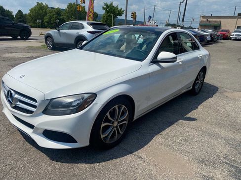 Used 2016 Mercedes-Benz C 300 Sedan image 2