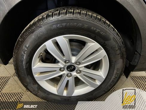 Used 2017 Kia Sportage LX w/ LX Popular Package AWD/4WD image 18