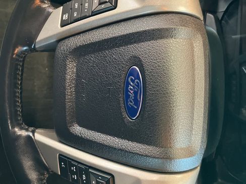 Used 2016 Ford Expedition EL Limited w/ Equipment Group 301A image 18