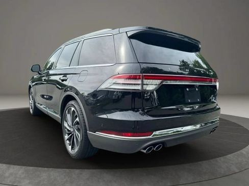 Used 2022 Lincoln Aviator Reserve w/ Equipment Group 201A RWD image 3