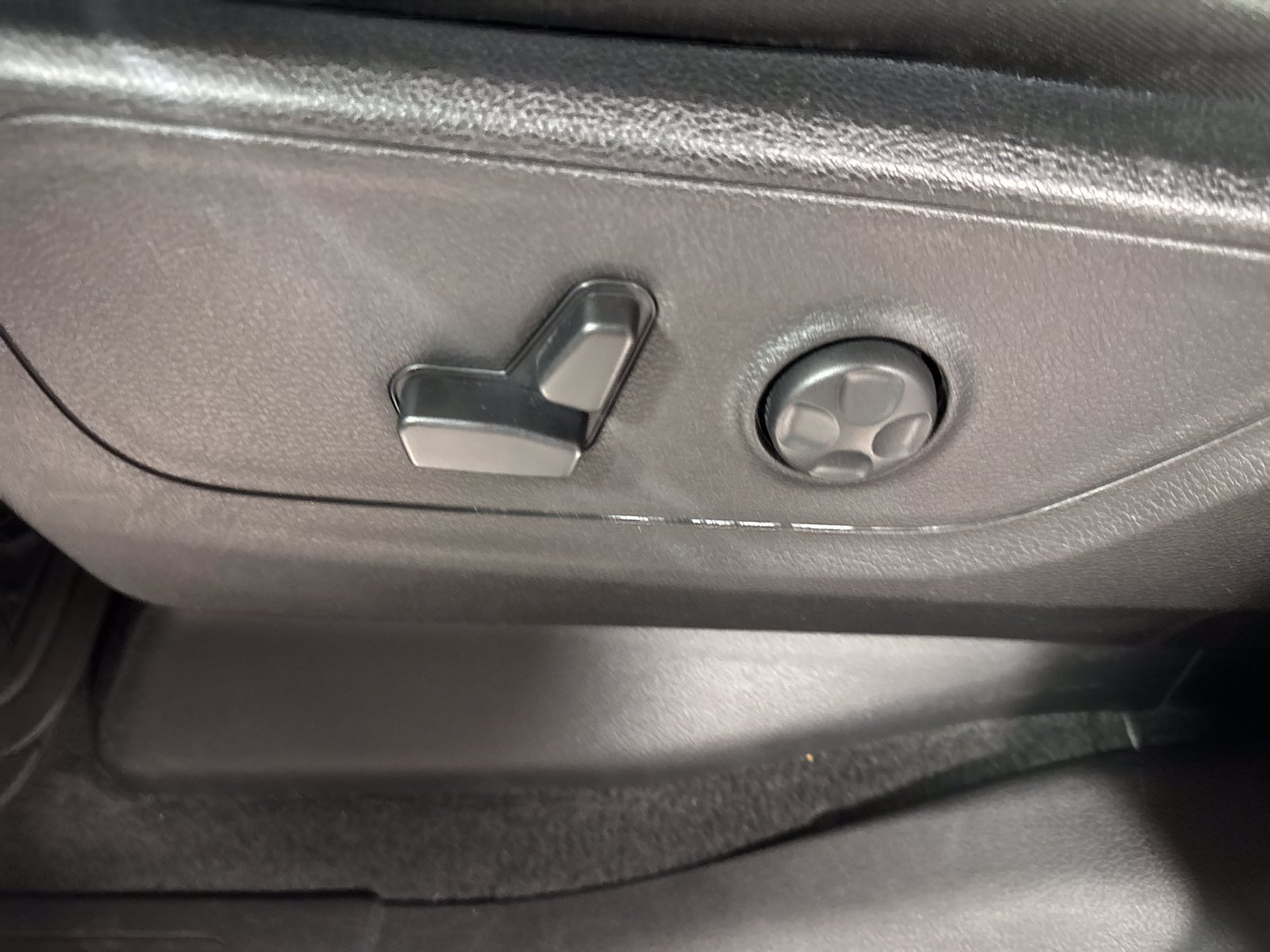 Used 2020 RAM 1500 Big Horn AWD/4WD image 15