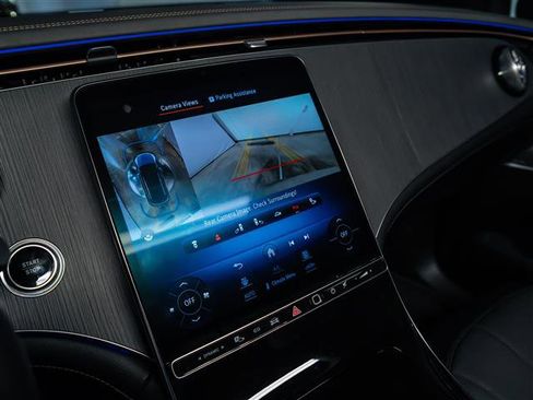 Used 2023 Mercedes-Benz EQE 500 4MATIC SUV image 26