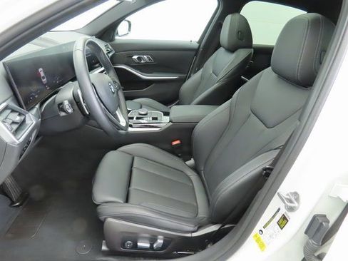 Used 2023 BMW 330i Sedan w/ Driving Assistance Package image 19
