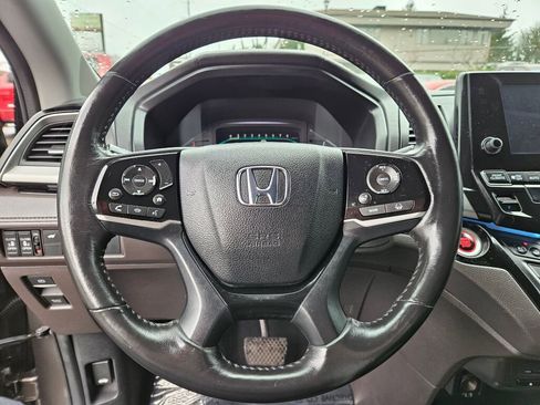 Used 2019 Honda Odyssey Elite image 2
