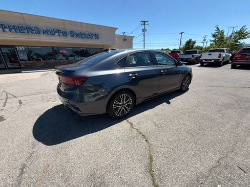 Used 2024 Kia Forte GT-Line w/ GT-Line Premium Package FWD image 5