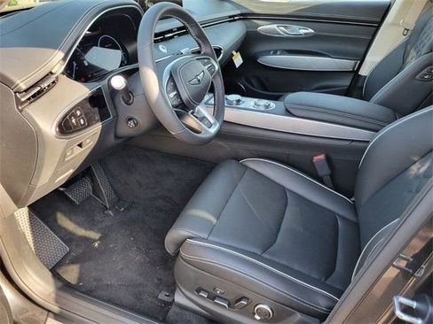 Used 2025 Genesis Electrified GV70 Advanced w/ Prestige Package image 20