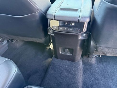Certified 2025 Toyota Grand Highlander AWD image 24