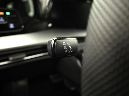 New 2026 Volkswagen Golf w/ Euro Style Package image 27