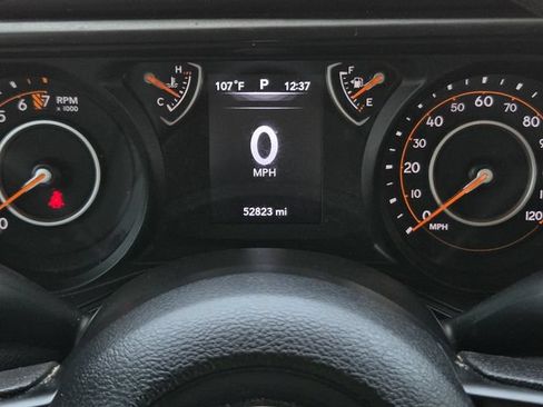 Used 2024 Jeep Gladiator Sport AWD/4WD image 27