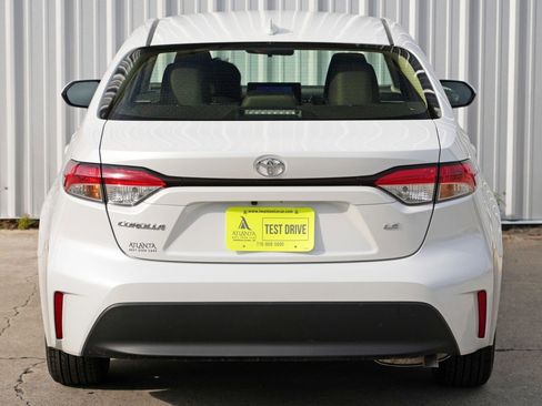 Used 2025 Toyota Corolla LE image 43