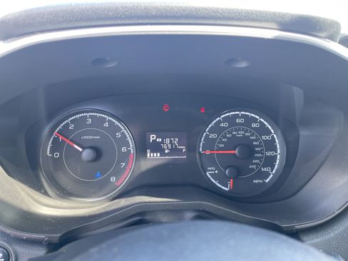 Used 2019 Subaru Crosstrek 2.0i Premium image 16