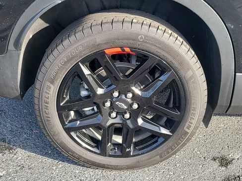 Used 2024 Chevrolet Blazer LT w/ Redline Edition FWD image 9
