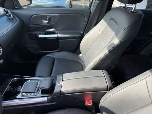 Used 2023 Mercedes-Benz GLA 250 w/ Premium Package image 20