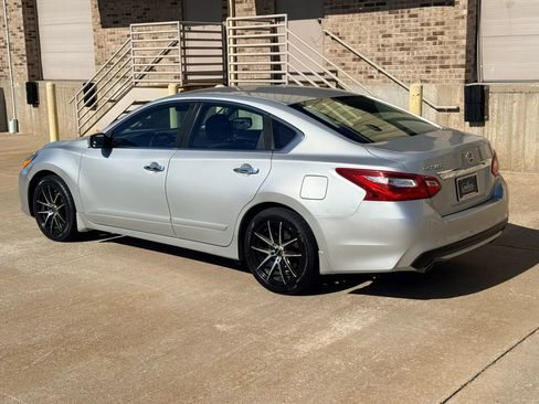 Used 2016 Nissan Altima 2.5 S w/ Power Driver Seat Package FWD image 33