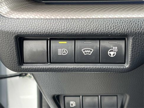 Used 2025 Toyota Prius XLE image 26