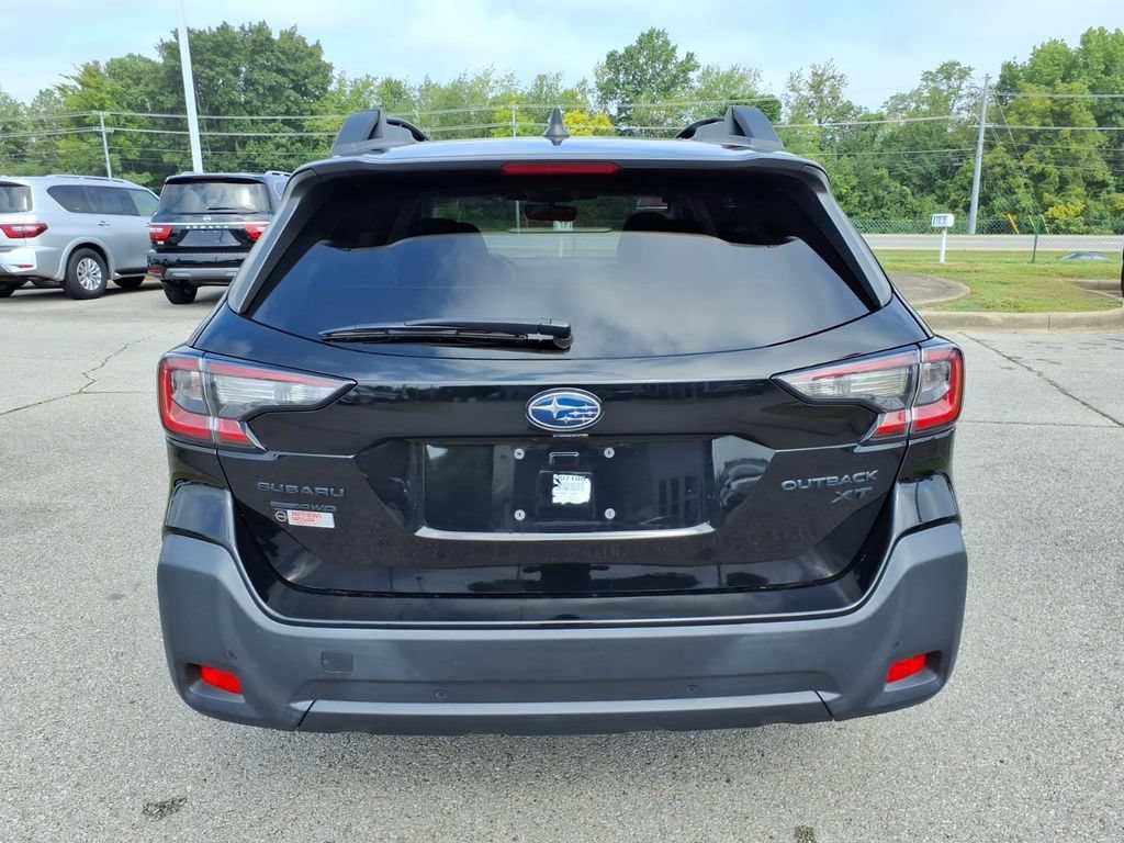 Used 2024 Subaru Outback Onyx Edition XT AWD/4WD image 16